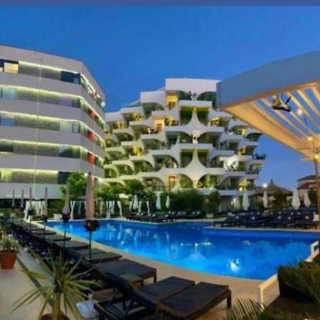 Năvodari Donny Luxury Apartment מראה חיצוני תמונה