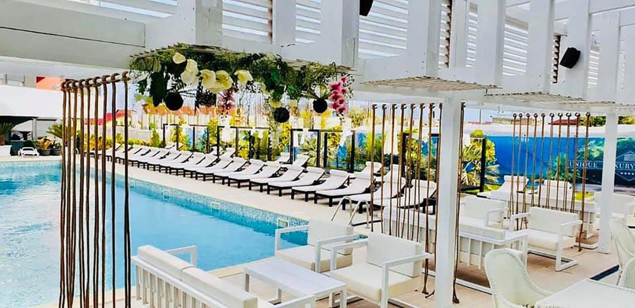 Năvodari Donny Luxury Apartment מראה חיצוני תמונה
