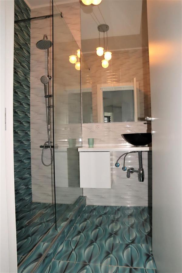 Năvodari Donny Luxury Apartment מראה חיצוני תמונה