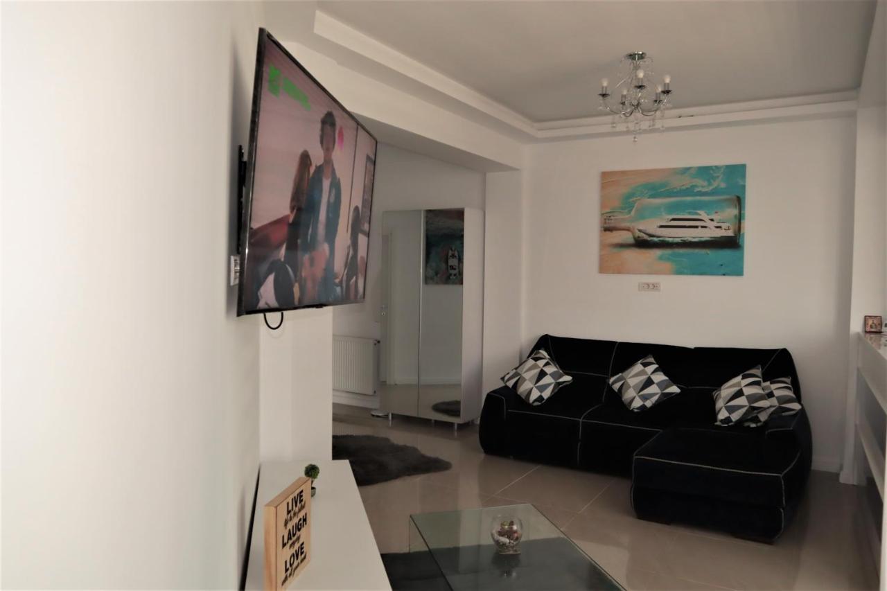 Năvodari Donny Luxury Apartment מראה חיצוני תמונה